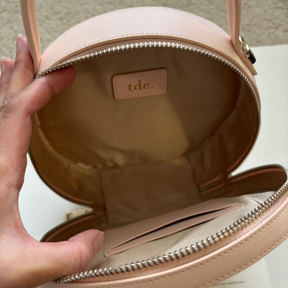 The Daily Edited Circle Mini Top Handle Bag With Straps Peach Pink - Picture 4 of 6